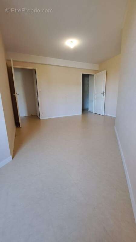 chambre 2 avec dressign