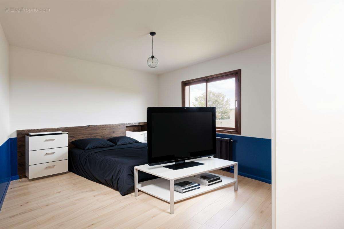 Maison à JOUY-LE-CHATEL