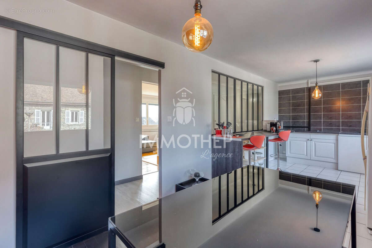 Appartement à MEYLAN
