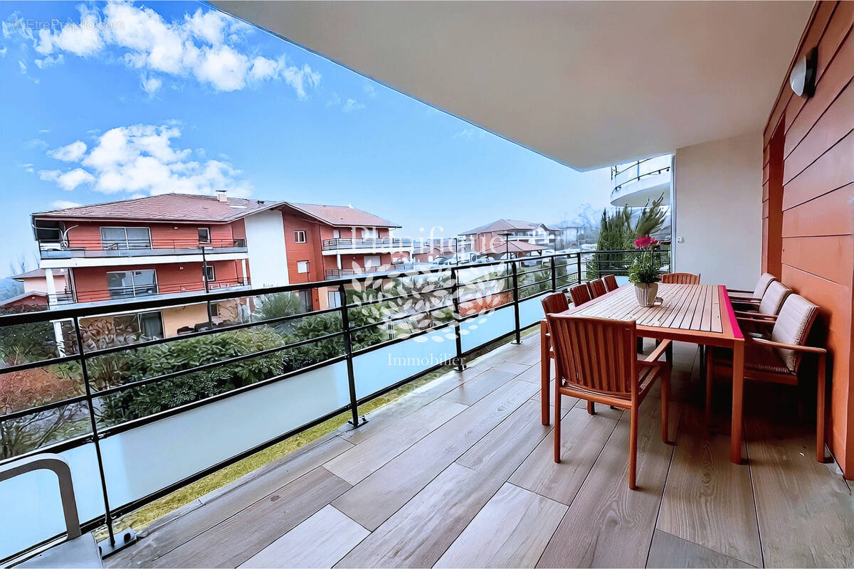 Appartement à SAINT-JULIEN-EN-GENEVOIS