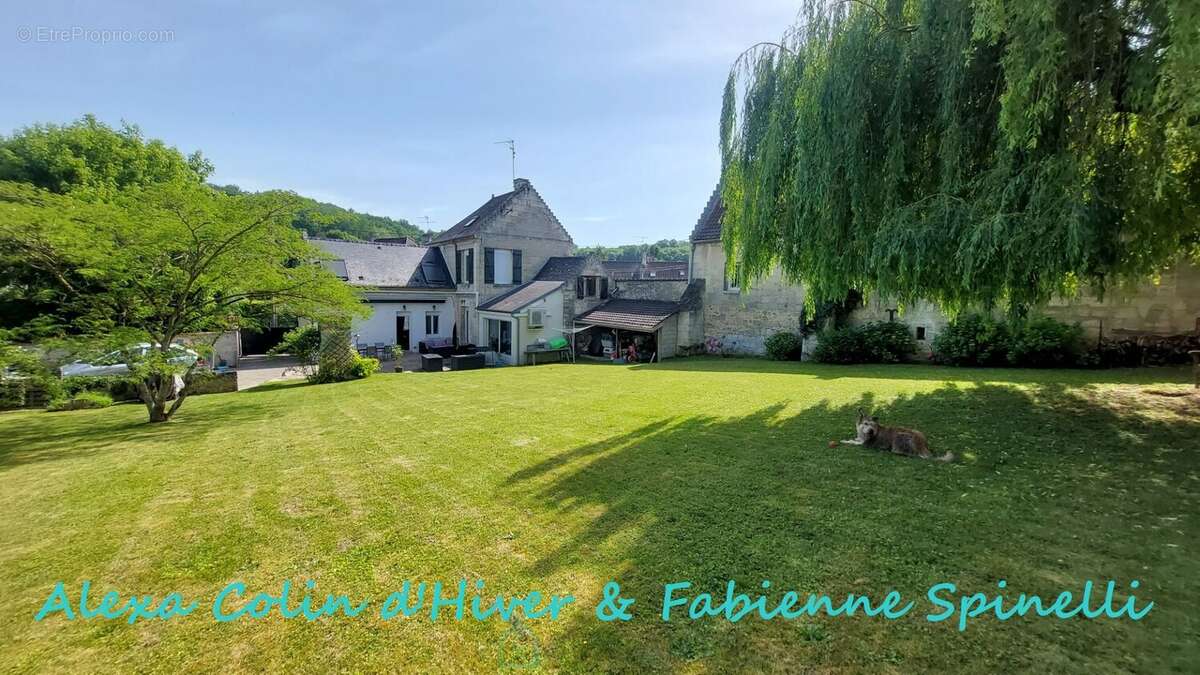 Maison à BELLEU