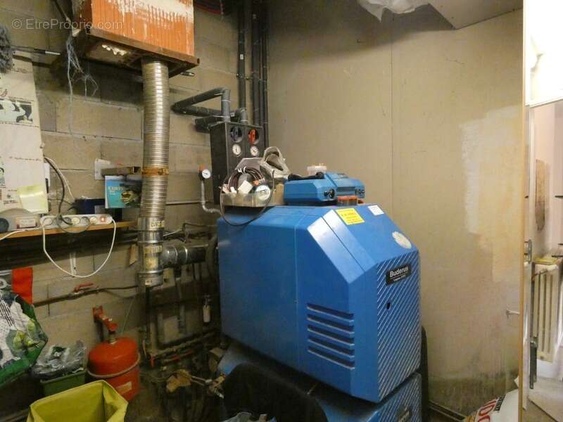 Maison à VACQUIERES