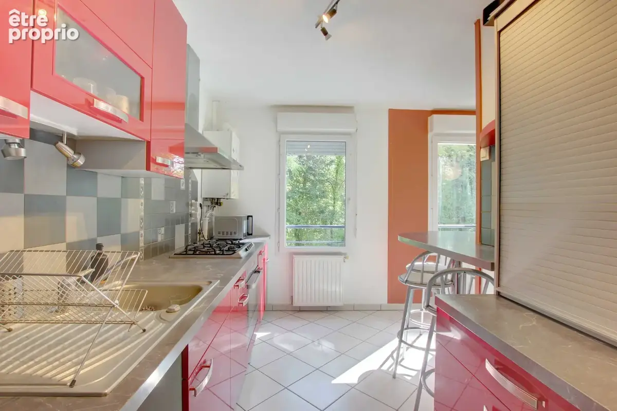 Appartement 4 pièces 85m2 en rez-de-jardin à Rumilly - photo 6