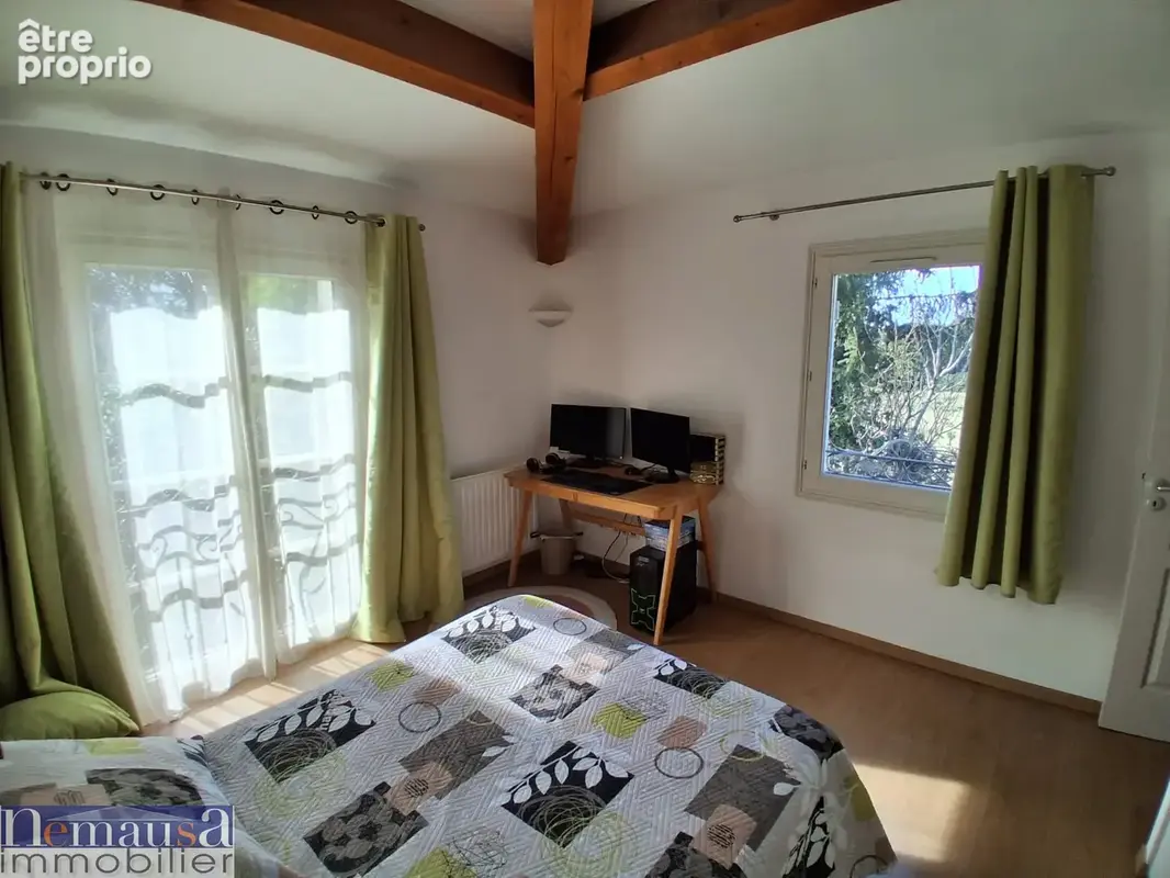 Tarascon, villa de 209m2 sur une parcelle de 2698m2 avec piscine - photo 7