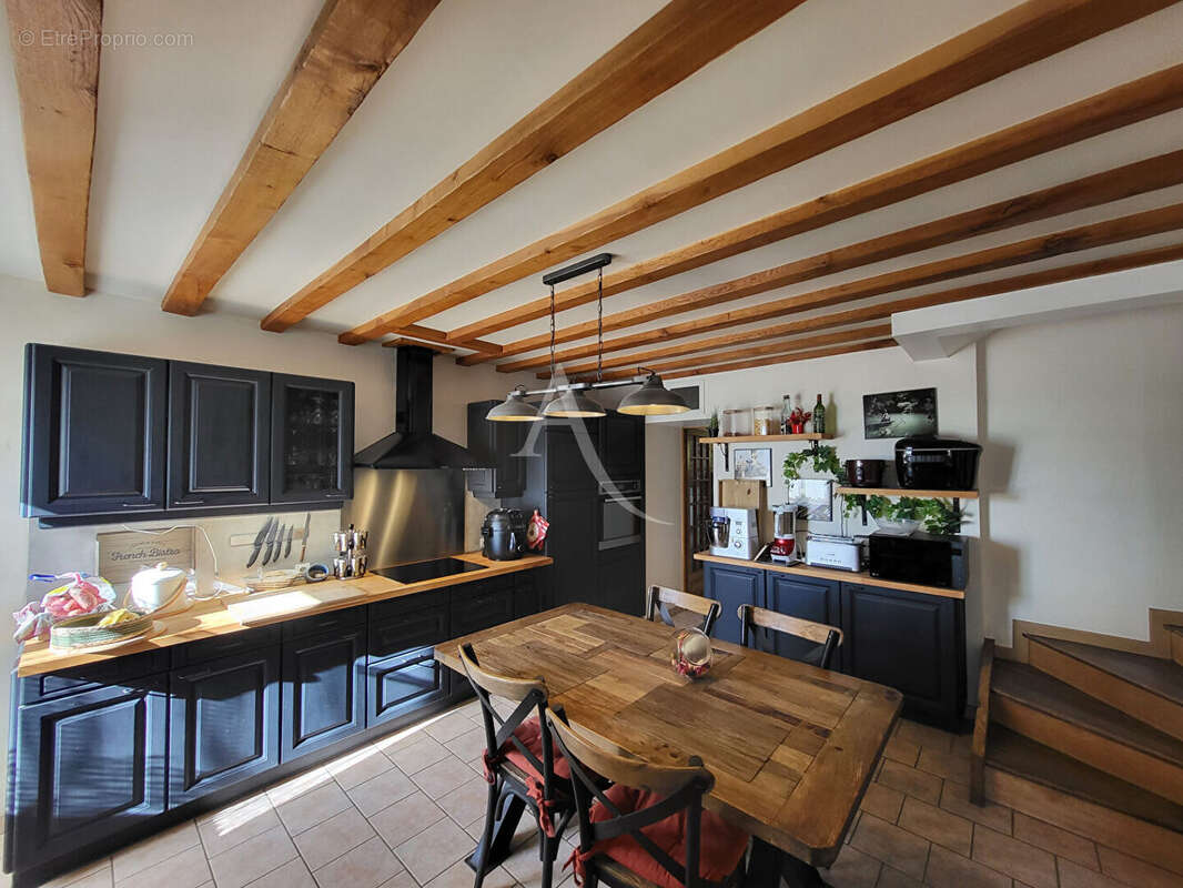 Maison à CHAUMES-EN-BRIE