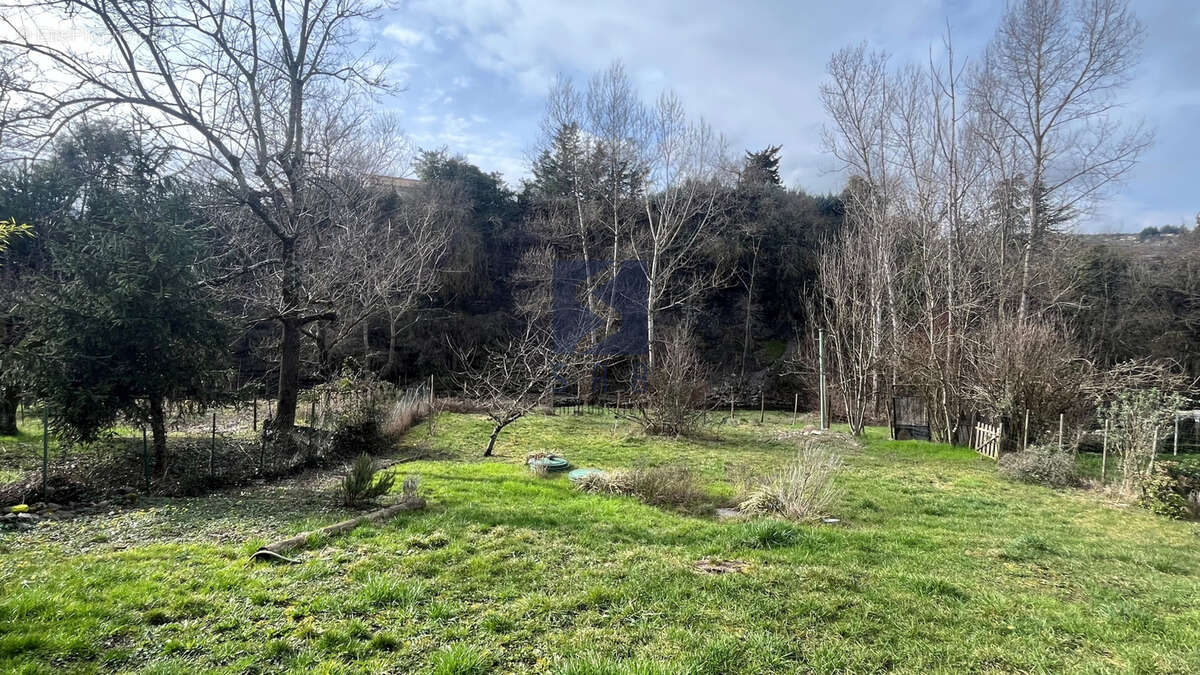 Maison à PRIVAS