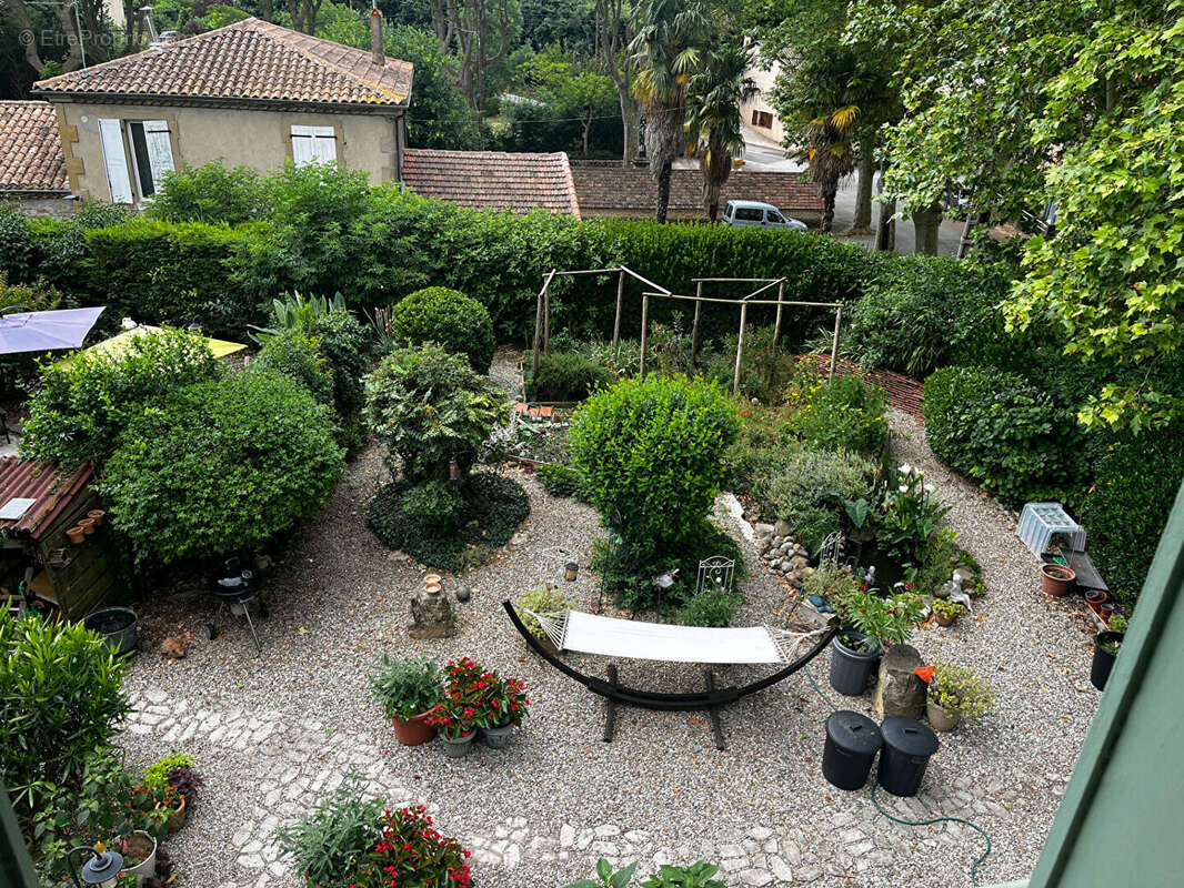 Maison à ESCUEILLENS-ET-SAINT-JUST-DE-BELENGARD
