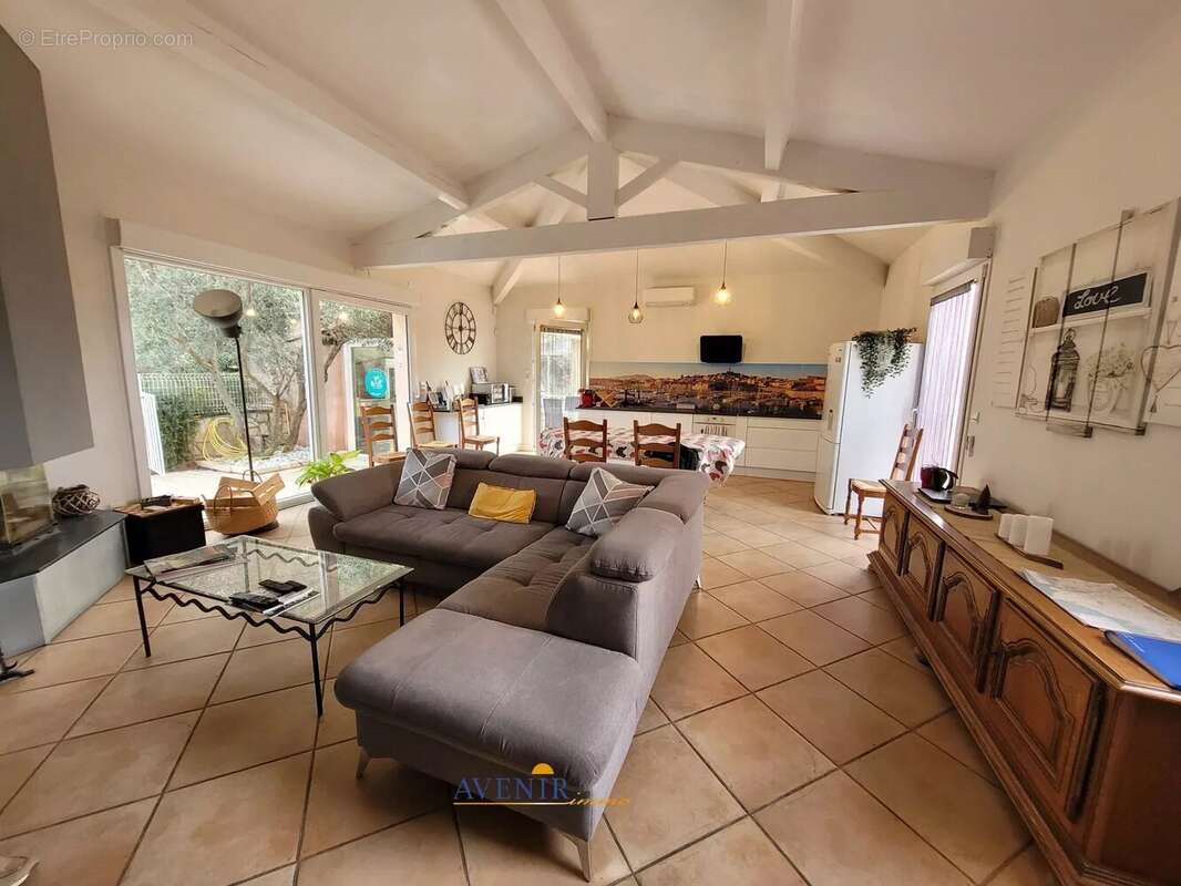 Commerce à MARSEILLE-13E