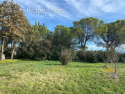 Terrain à SAINTE-CECILE-LES-VIGNES