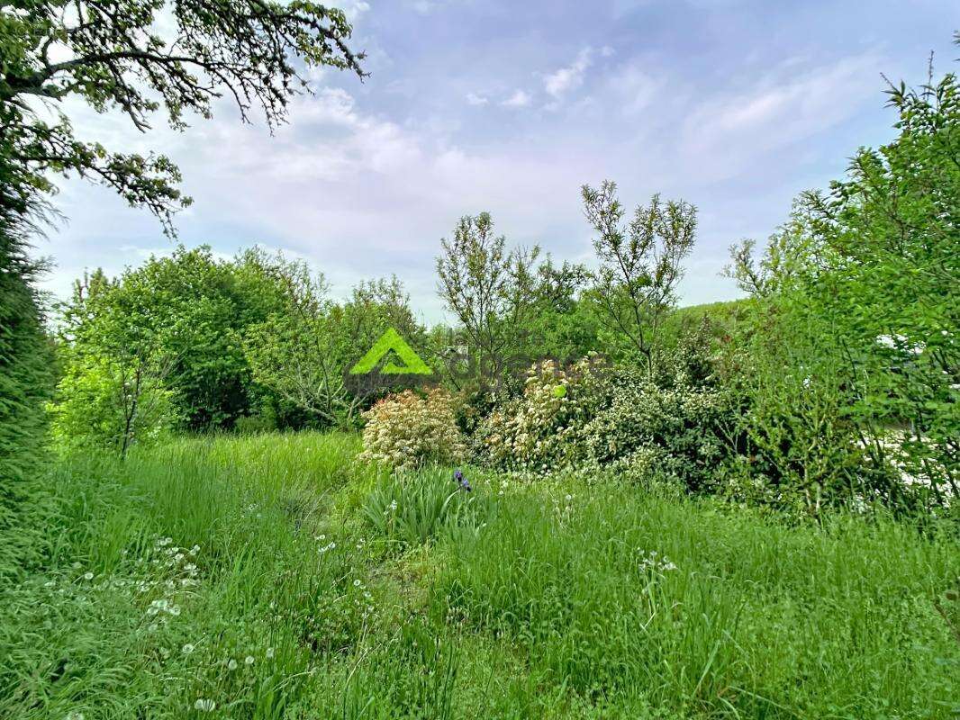 Maison à SAINT-MEDARD-LA-ROCHETTE