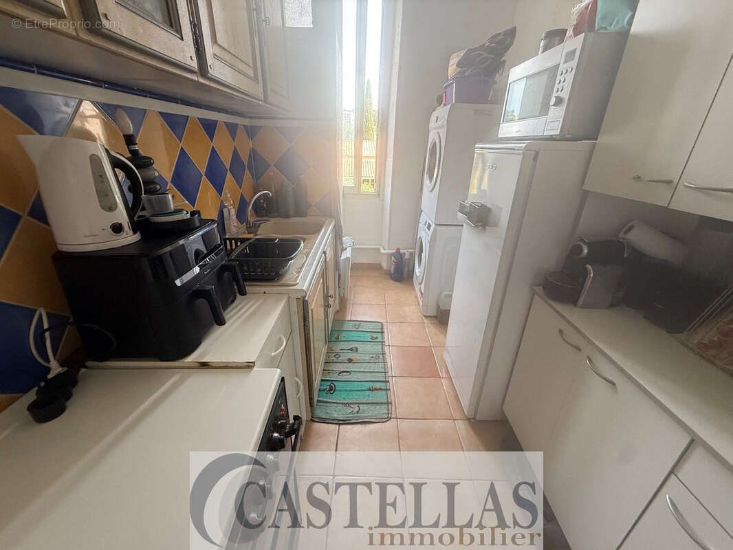 Appartement à ROQUEFORT-LA-BEDOULE