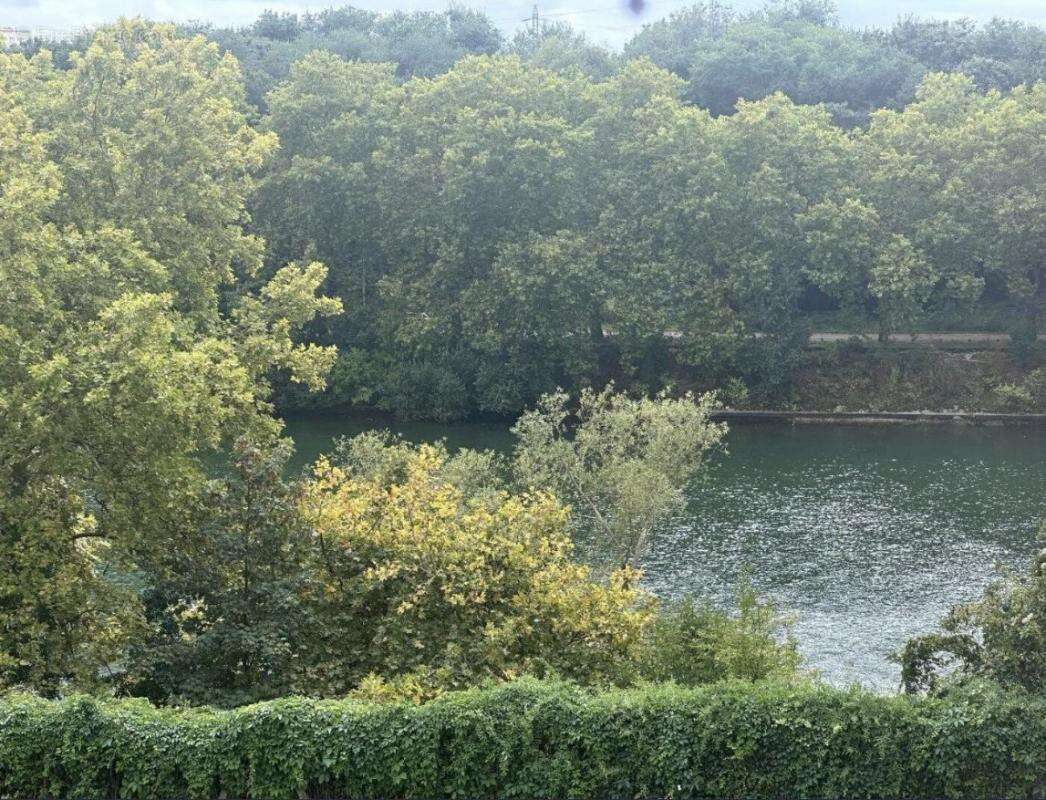 Appartement à EPINAY-SUR-SEINE