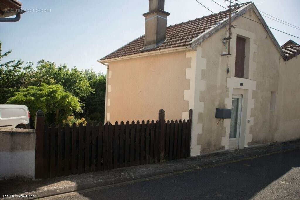 Maison à CIVRAY