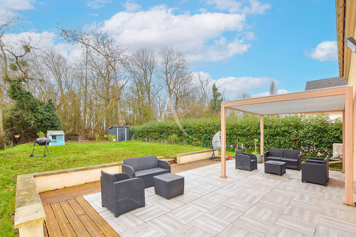 Maison à EVRY-GREGY-SUR-YERRE