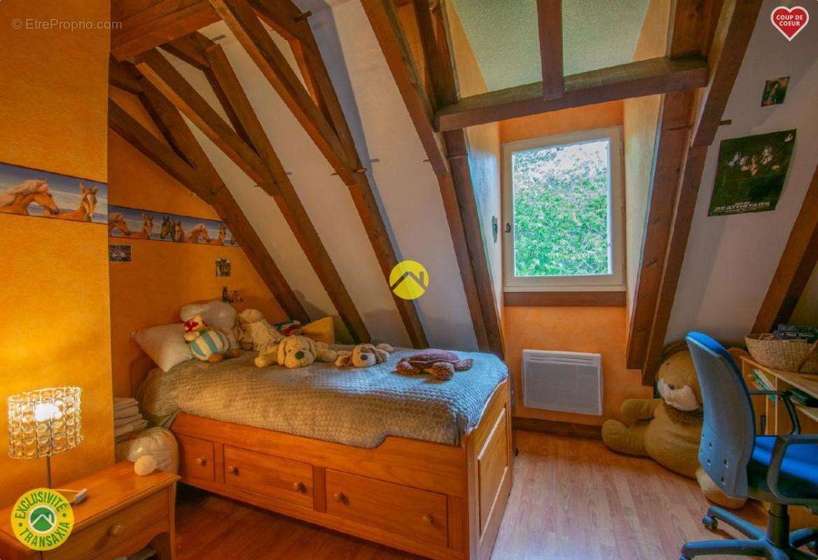 Maison à LE BUISSON-DE-CADOUIN