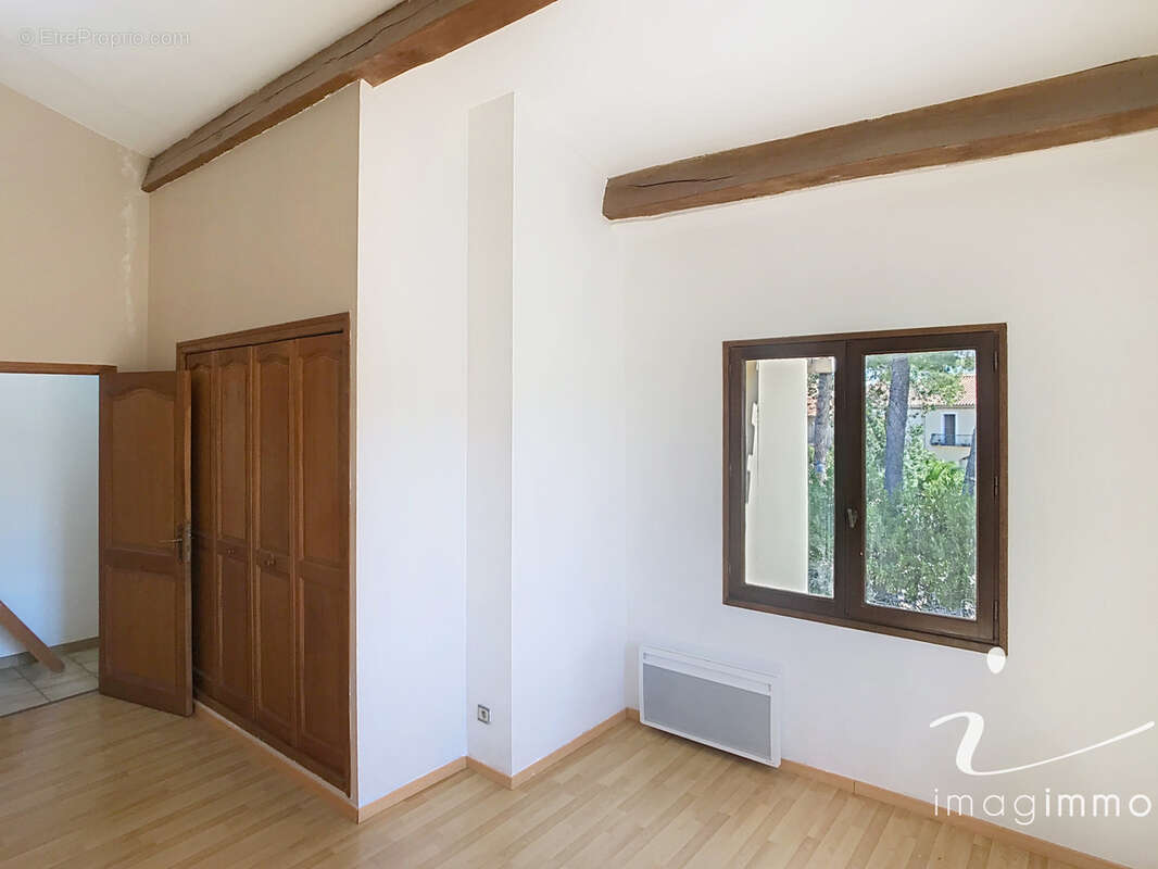Havre de tranquillité, superbe villa de charme, esprit maison de campagne, au cœur d’un environnement paisible - photo 9