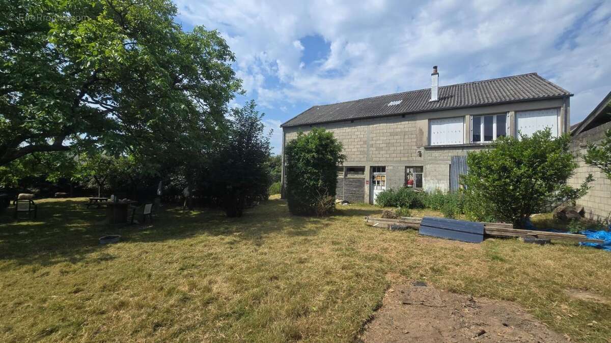 Maison à LE CROISTY