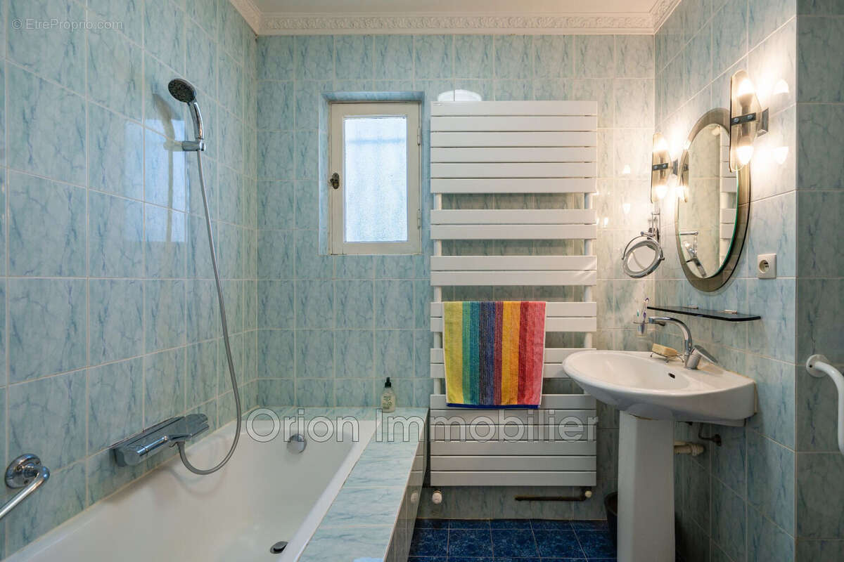 Maison à MANDELIEU-LA-NAPOULE