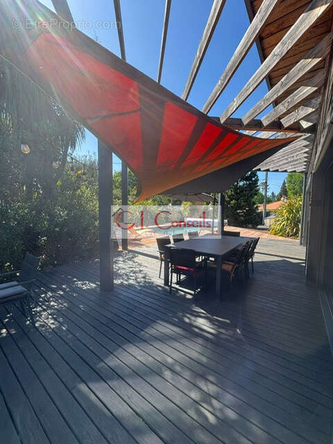 Maison bois architecte d'exception avec piscine chauffee - photo 6