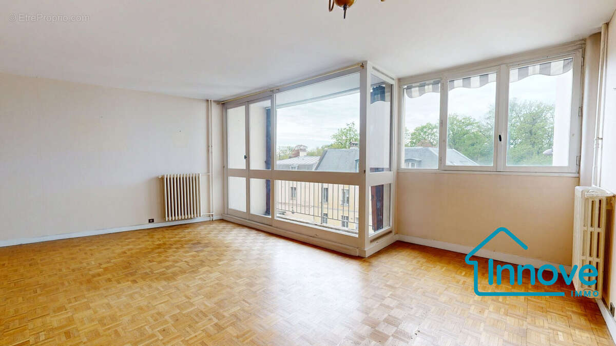 Appartement à VERSAILLES