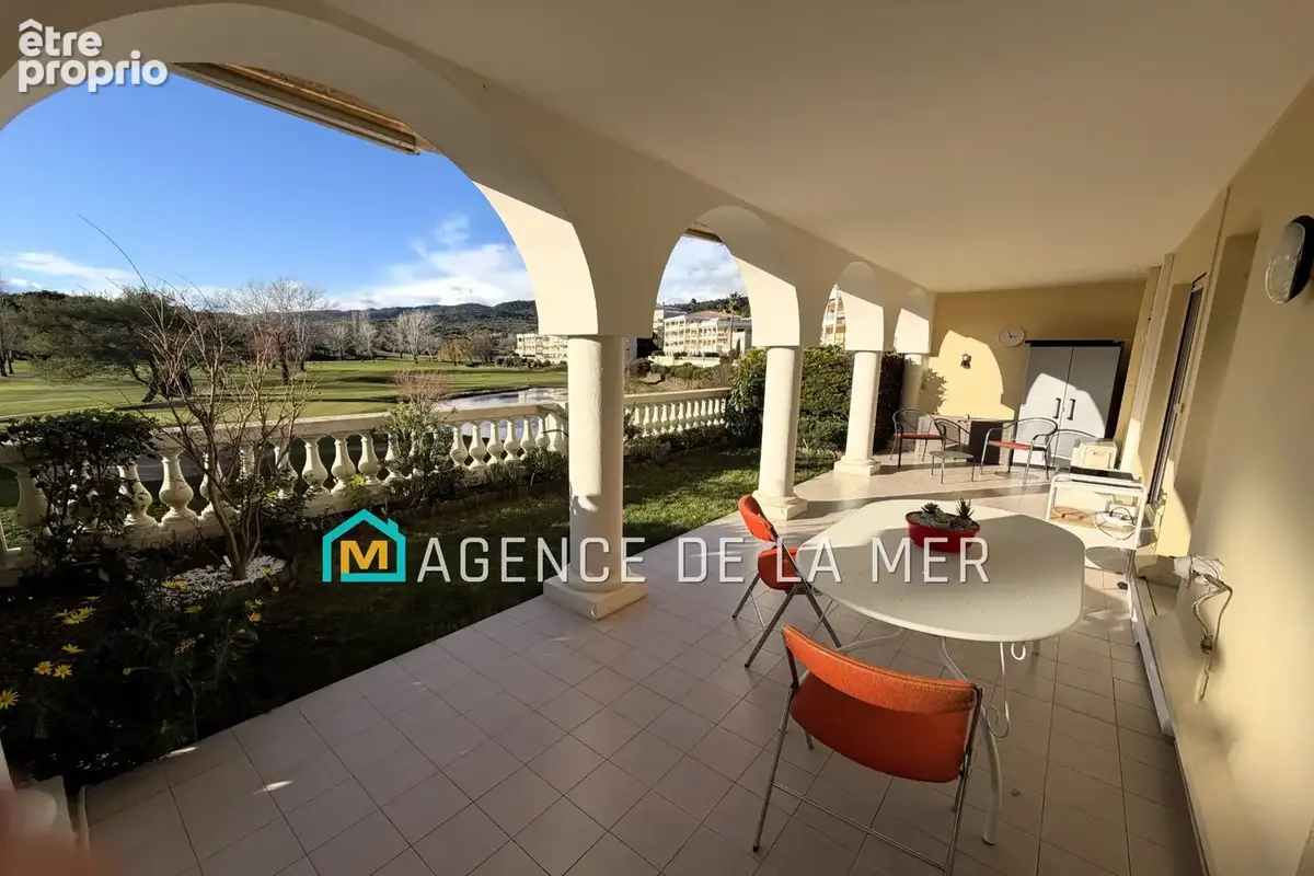 Appartement 45 m² à Mandelieu-La-Napoule  - photo 2
