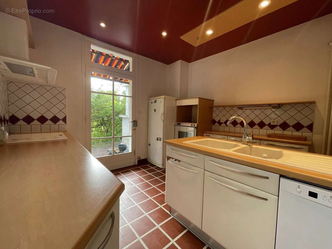Maison à BLANZAC-PORCHERESSE