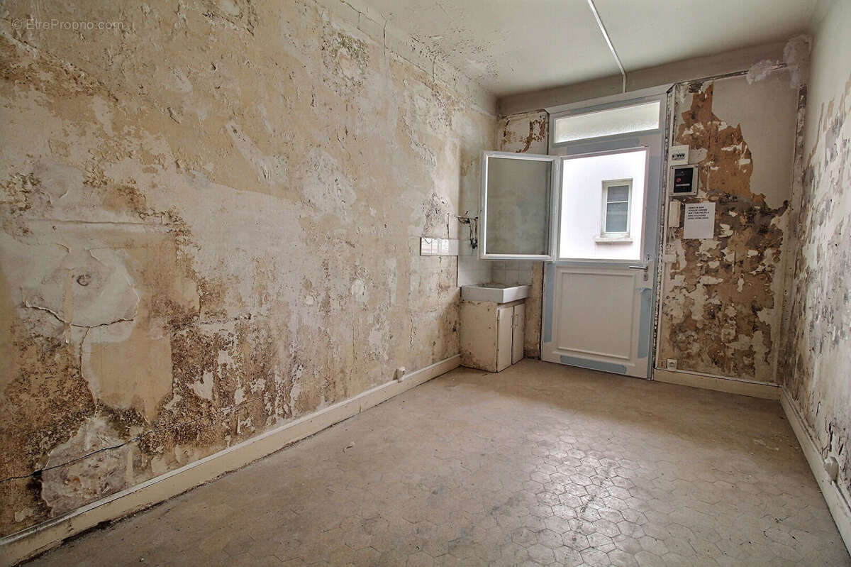 Appartement à LA GARENNE-COLOMBES