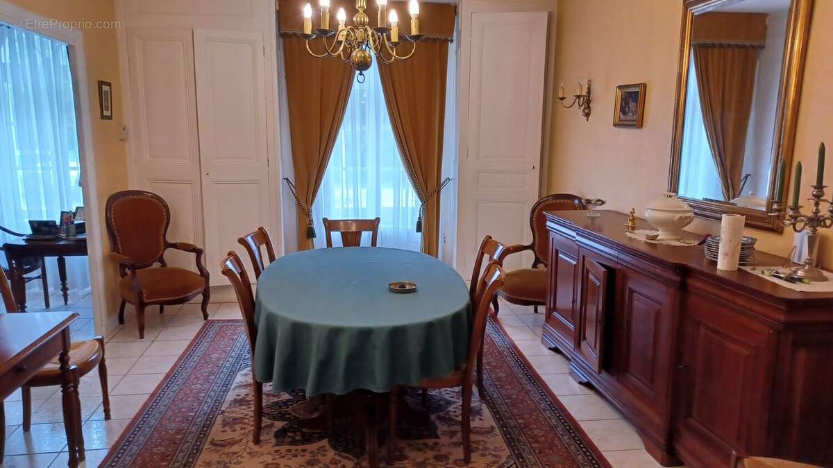 Maison 177 m² à Amboise  - photo 9