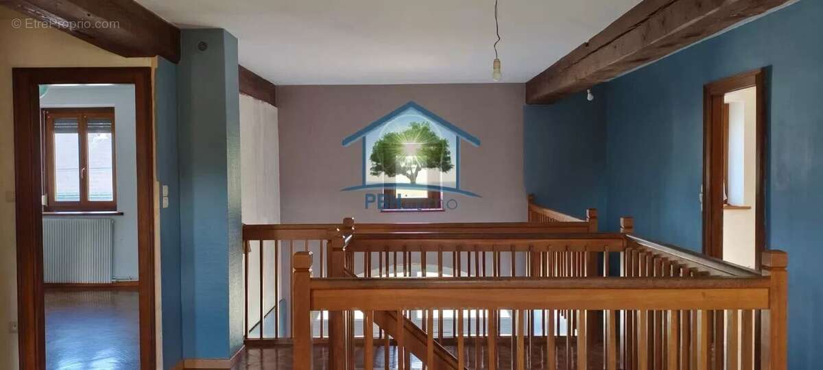 Maison à LA NEUVEVILLE-DEVANT-LEPANGES