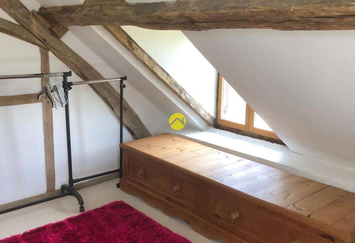 Maison à LURCY-LEVIS