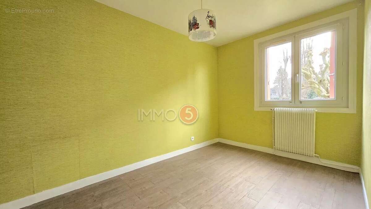 Appartement à LE RAINCY