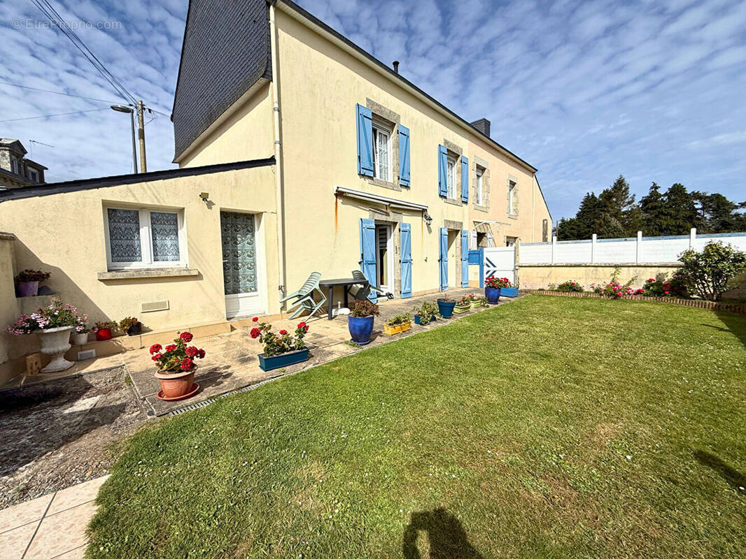 Maison à CLOHARS-CARNOET