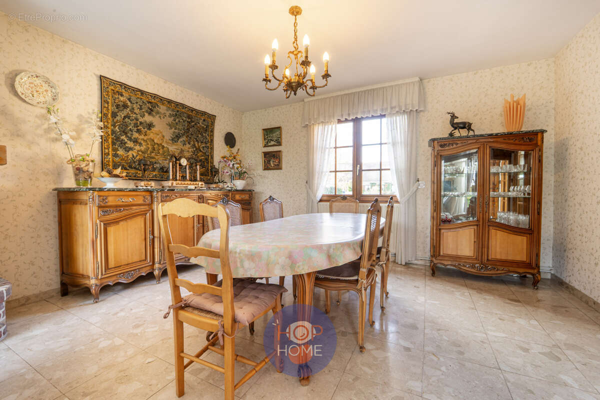 Maison à NEUVE-CHAPELLE