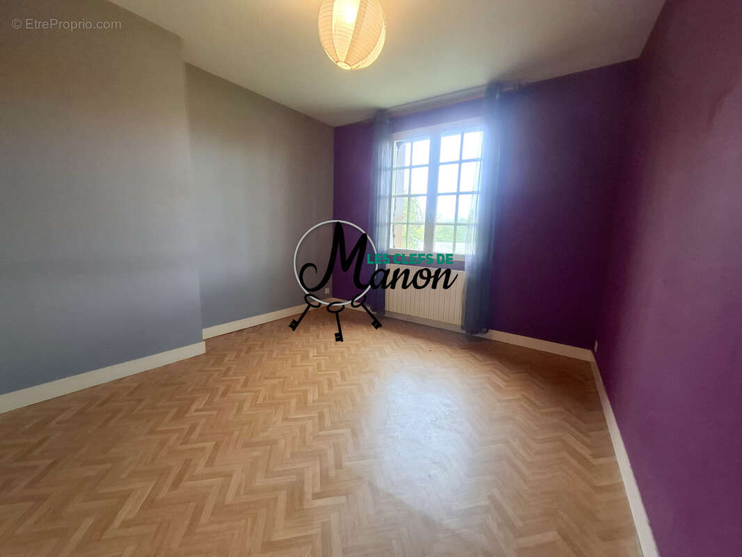 Maison à BESSINES-SUR-GARTEMPE