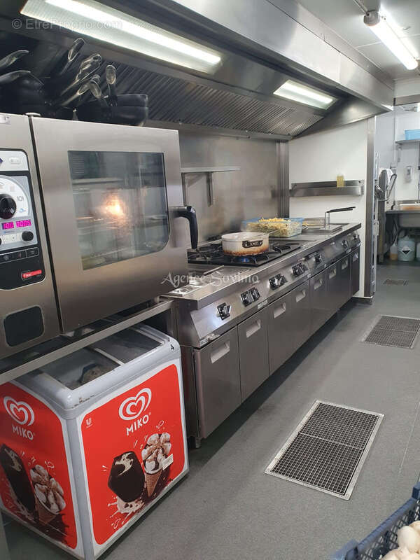 Commerce à CAGNES-SUR-MER