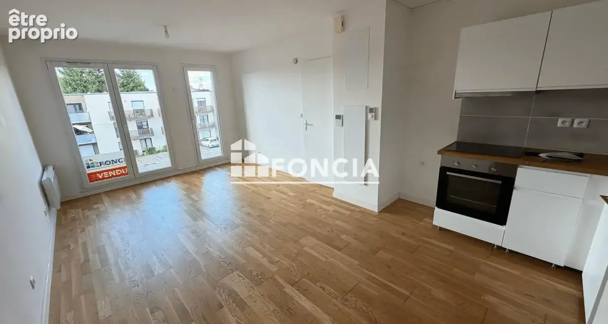 T2 residence recente avec parking privatif, vendu libre d occupation - photo 2