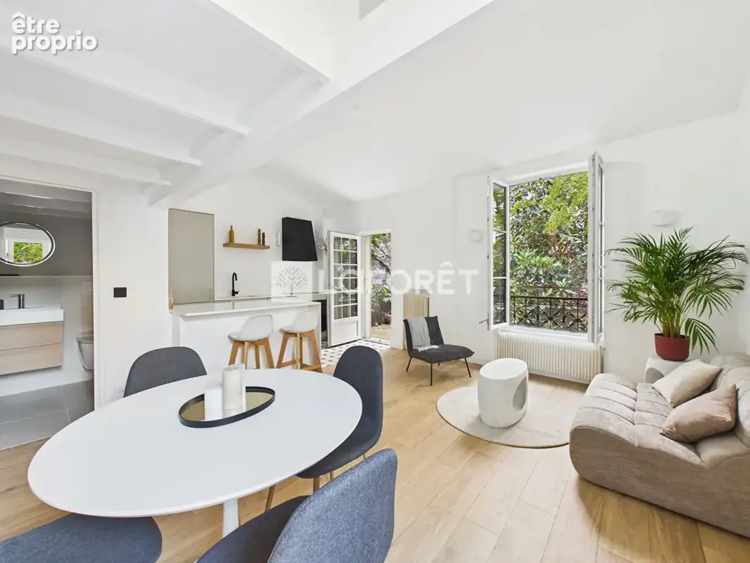 Loft avec terrasse - elegant - verdoyant - calme - rare - photo 3