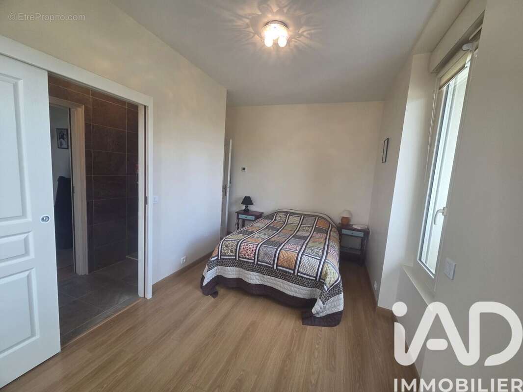 Photo 5 - Appartement à SAINT-FARGEAU-PONTHIERRY