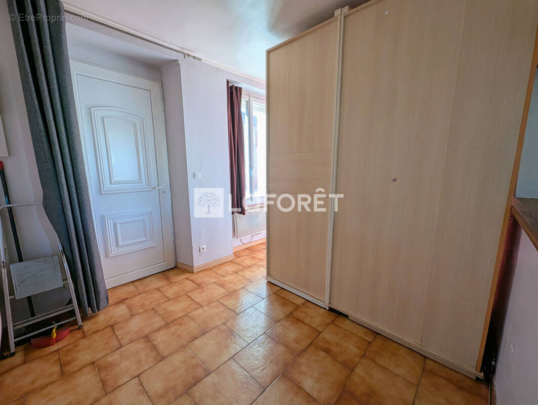 Appartement à MILLY-LA-FORET
