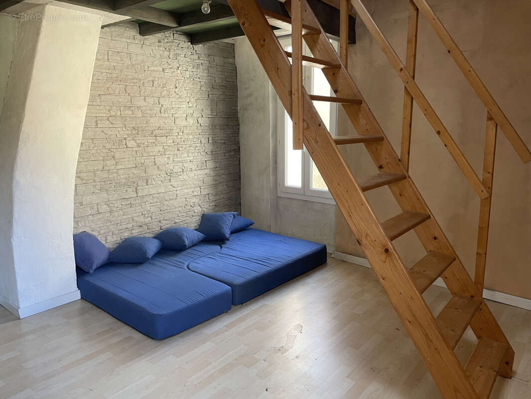Maison à COLLOBRIERES