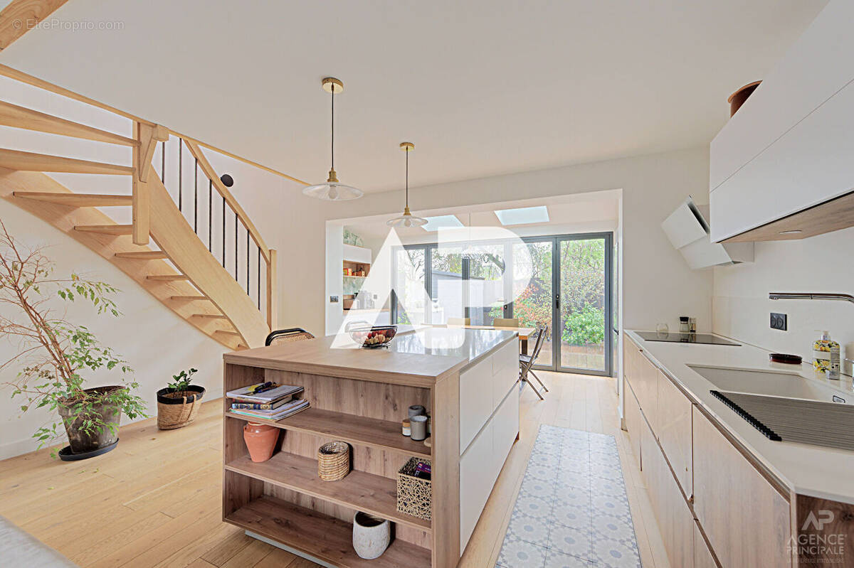 Maison à RUEIL-MALMAISON