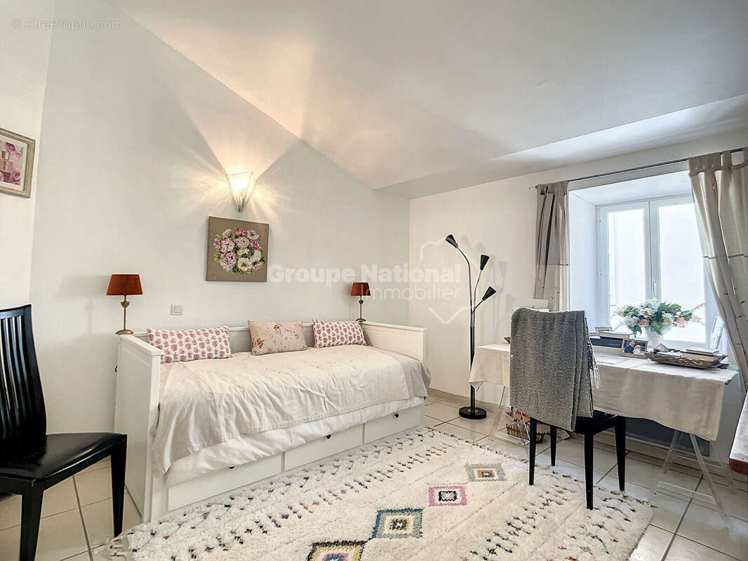 Montfrin, Grande maison de village - photo 14