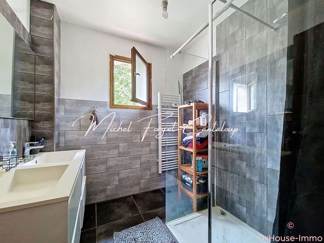 Maison 130 m² à Jouy-Le-Moutier  - photo 58
