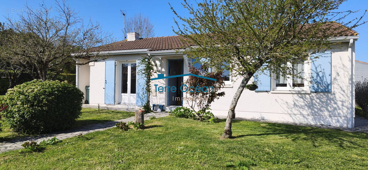 Maison à MESCHERS-SUR-GIRONDE