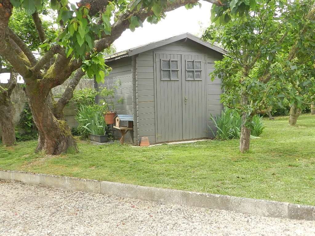 Maison à SAINT-PIERRE-SUR-DIVES