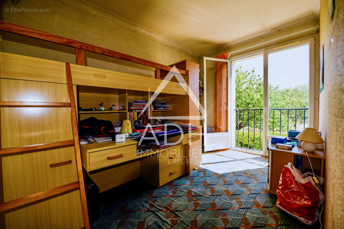 A VENDRE A JOUARS PONTCHARTRAIN Maison 6 pièces / 4 chambres - 116,60m2 - photo 7