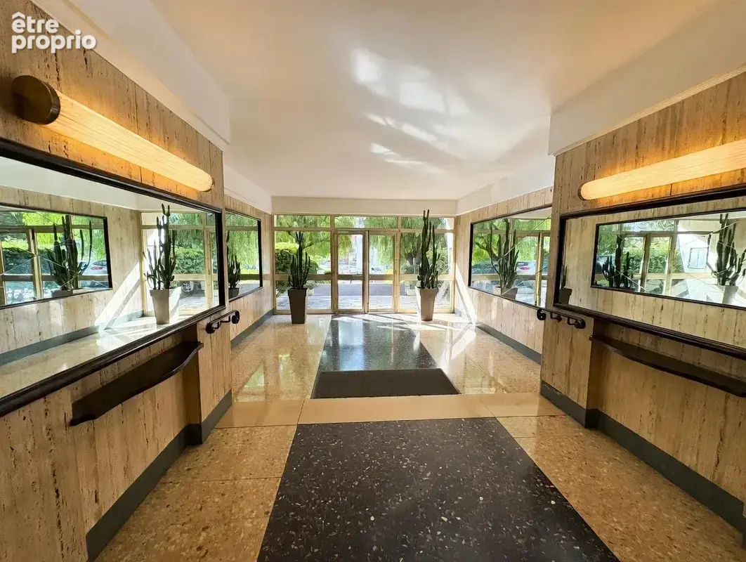 Baisse de prix – 940 000 € – appartement-villa – 152 m² de terrasse – nice libération - photo 13
