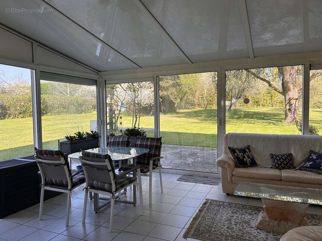 Maison à SENNEVIERES