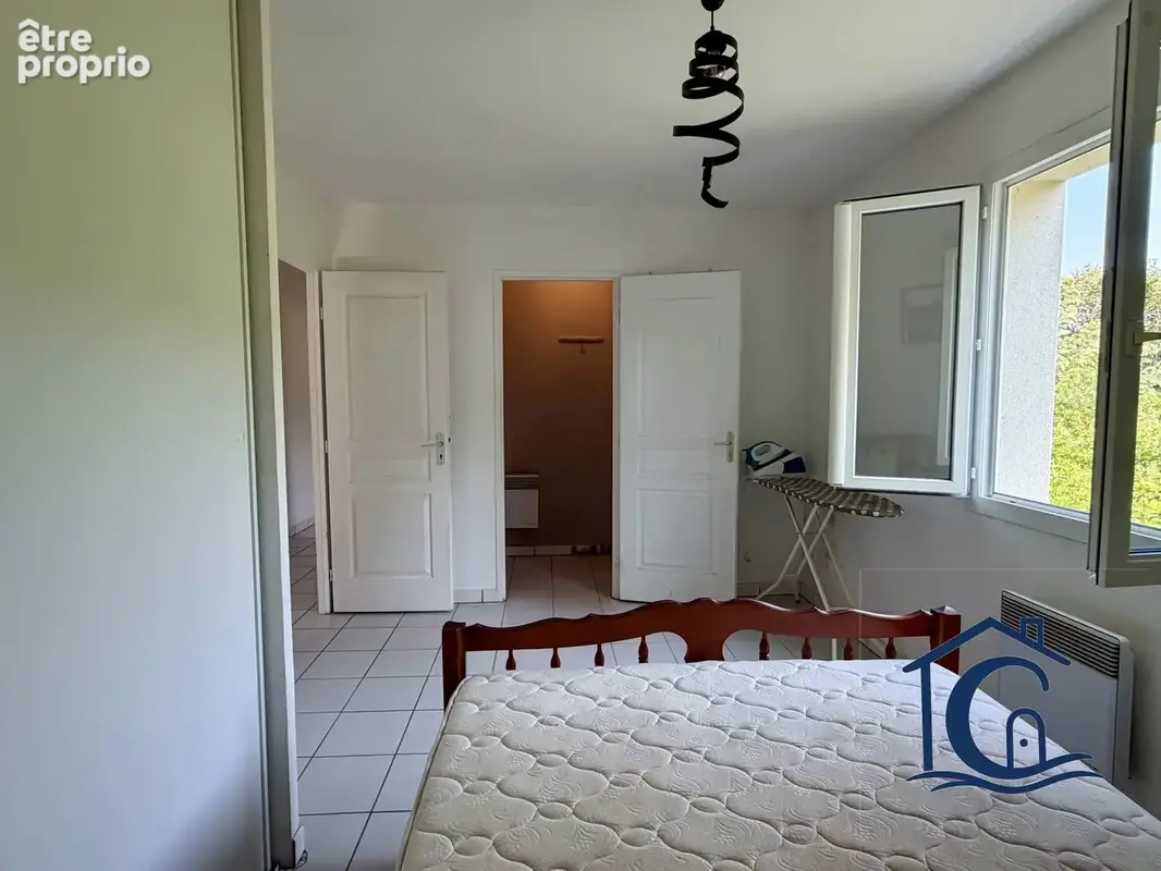 Maison 96 m² à Etaules  - photo 8