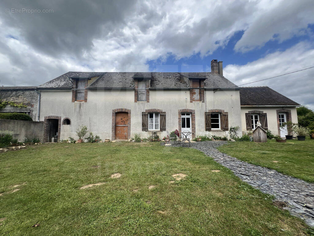 Maison à TANNERRE-EN-PUISAYE